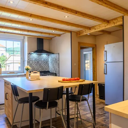 Les 3 Cerfs - 3 Etoiles פלאפה