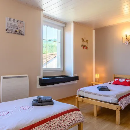 Les 3 Cerfs - 3 Etoiles * פלאפה